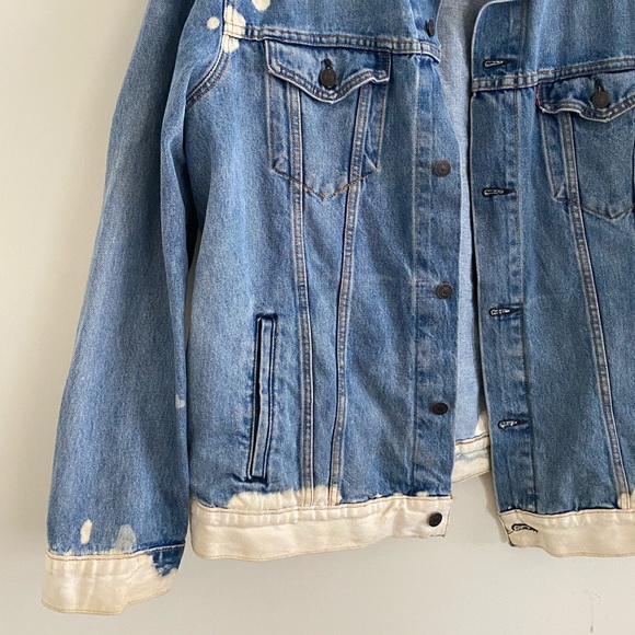 Levi’s jacket - Picture 3 of 3